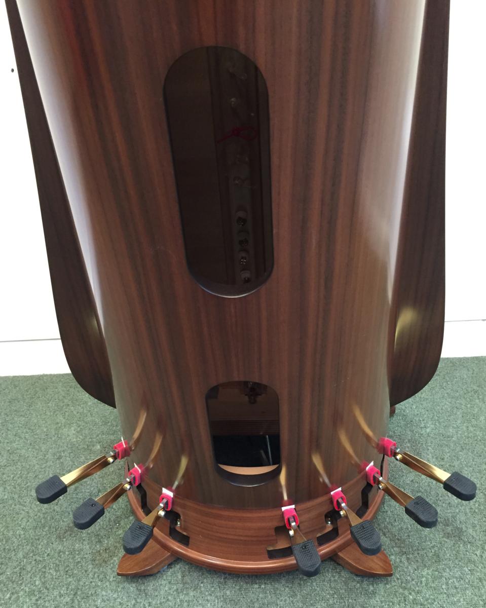 Amphion 47 Pedal Harp in Walnut