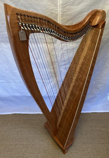 FH 36 S in Figured Cherry with Camac Levers